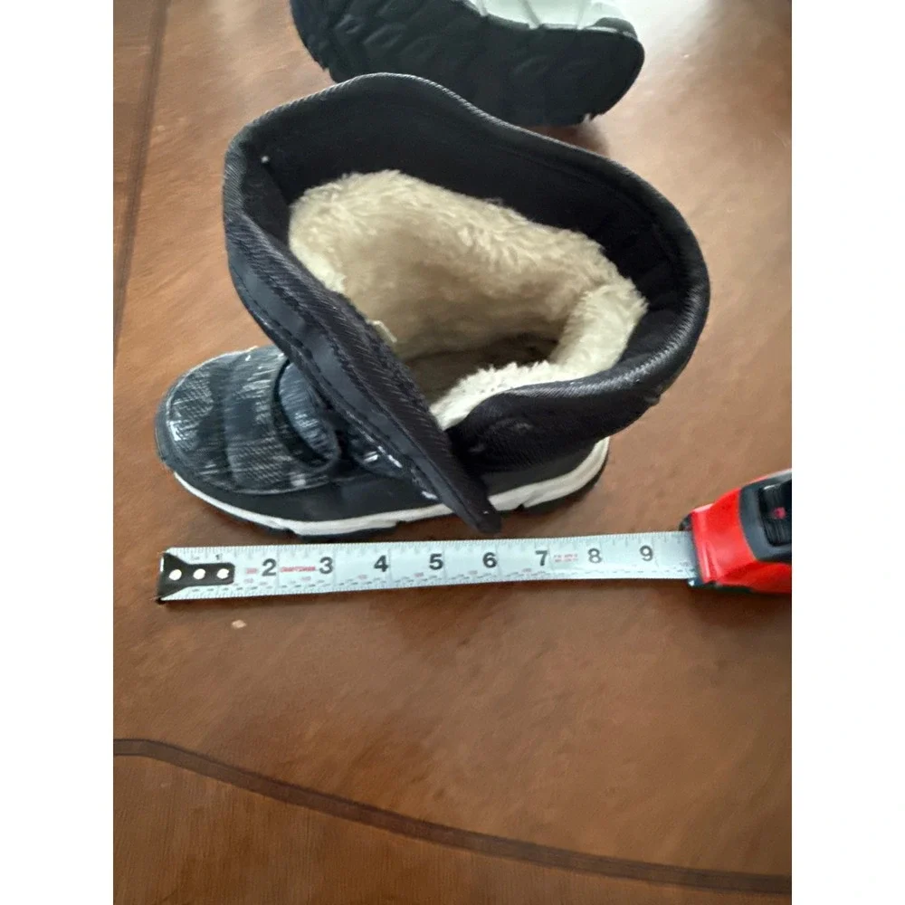 Hobibear Kids Winter Snow Boots Gray Camo Faux Fur Lined Size EU 30 US 12.5 EUC